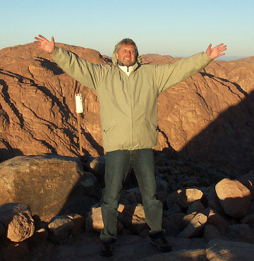 Terapeut na Sinajské poušti (2005)